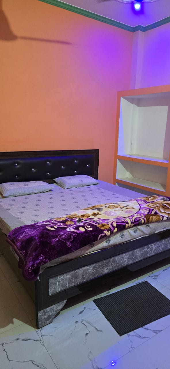 Private prepared bedroom at Sarnath Nasha Mukti Kendra Ayodhya