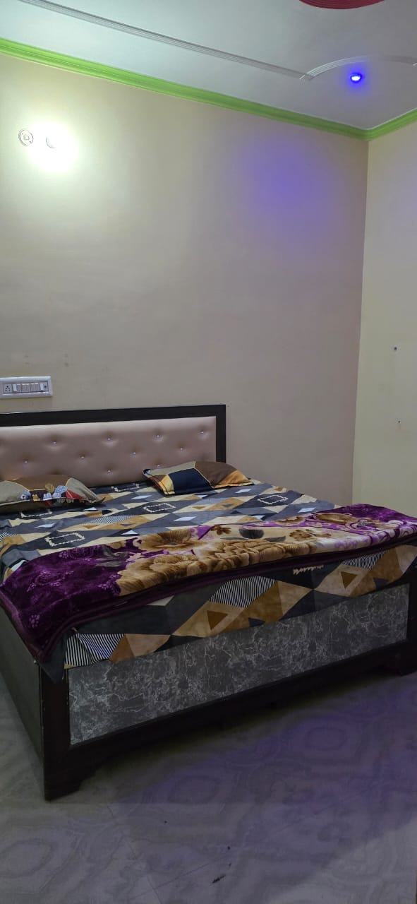 Clean furnished bedroom at the centre